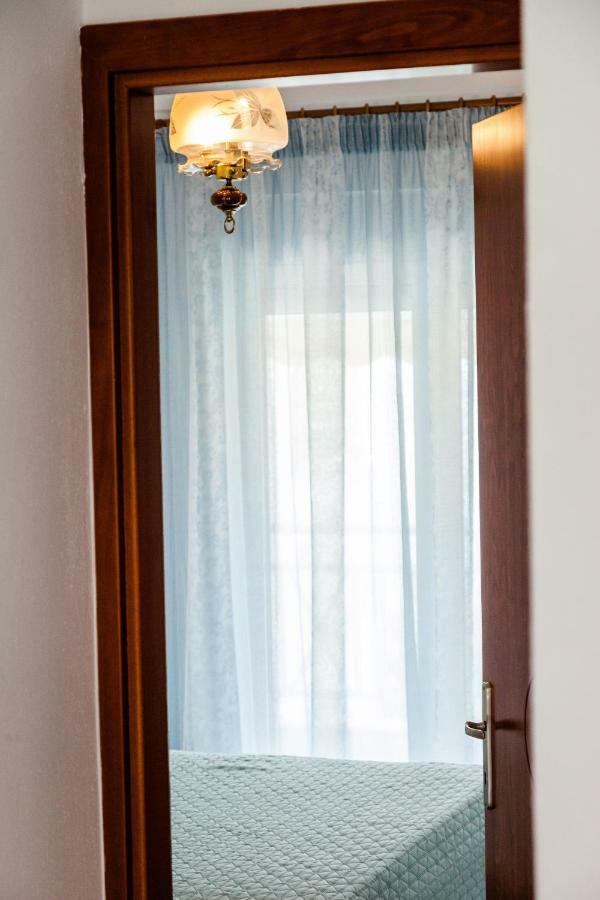 Casa Bianca Μεζονέτα Με Θέα Στη Θάλασσα Daire Neos Marmaras Dış mekan fotoğraf