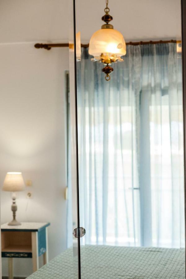Casa Bianca Μεζονέτα Με Θέα Στη Θάλασσα Daire Neos Marmaras Dış mekan fotoğraf